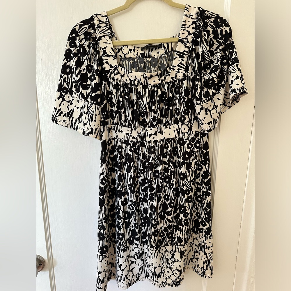 Black and white flower dress